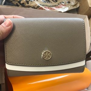Tory Burch Wallet. Brand new